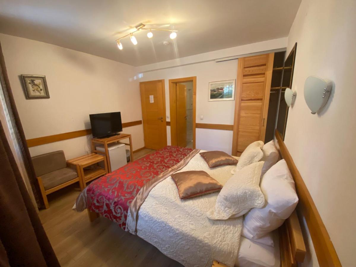 Hotel Berr Сараево Екстериор снимка