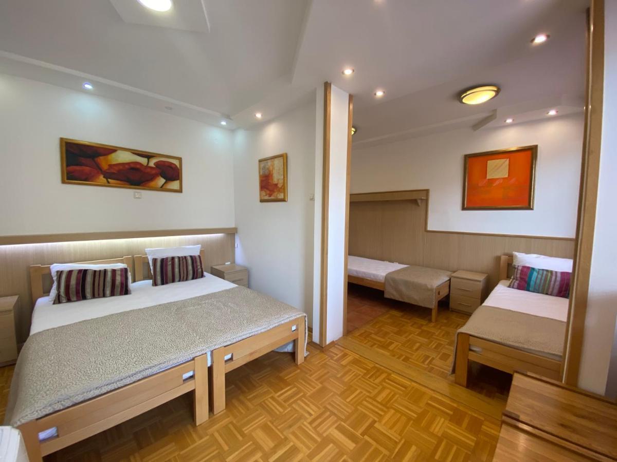 Hotel Berr Сараево Екстериор снимка