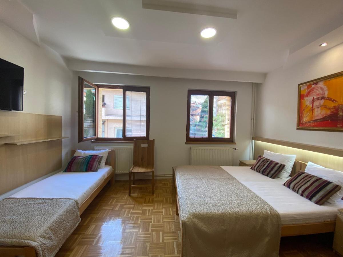 Hotel Berr Сараево Екстериор снимка