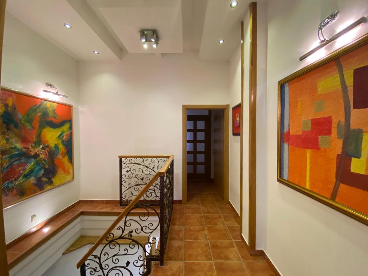Hotel Berr Сараево Екстериор снимка